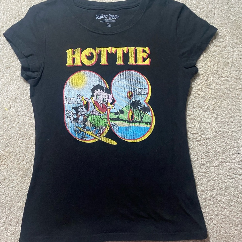 Black Betty Boop Tshirt. Junior Large